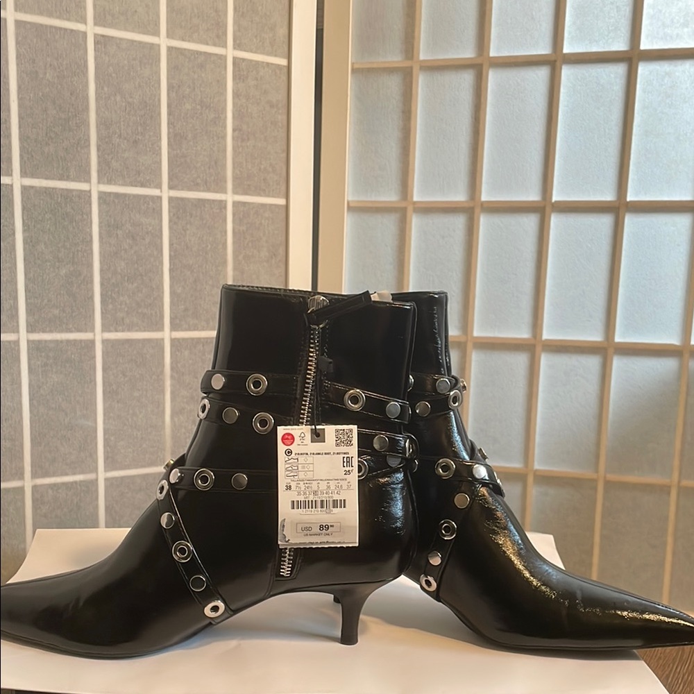 Zara Black Ankle Boots with Buckle Detail - Picture 7 of 8
